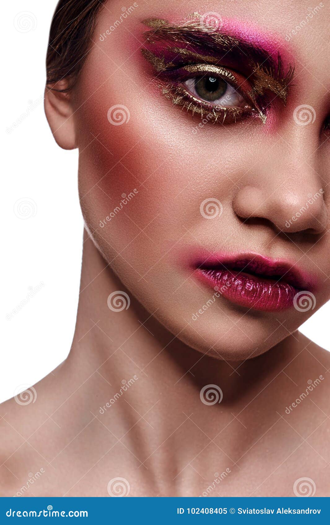 Jonge Met Roze Make-up Op Gezicht Stock - Image of begrip, 102408405