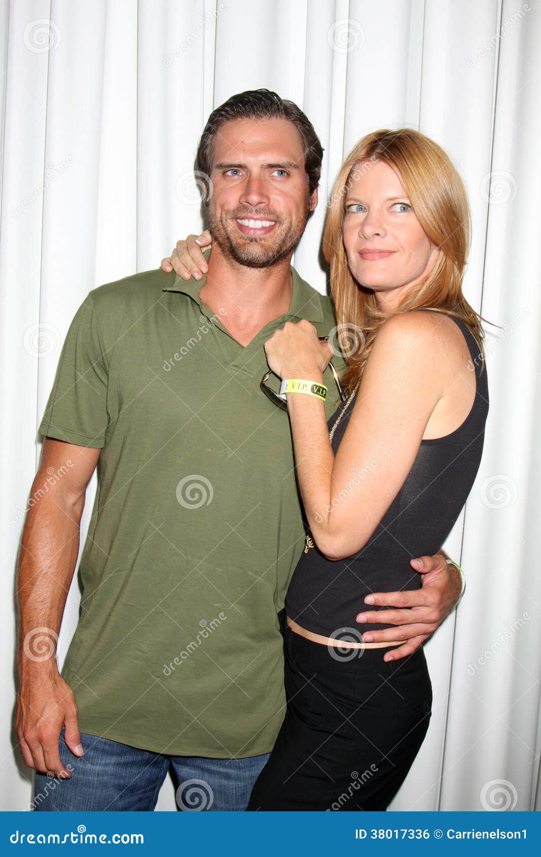 Joshua Morrow Et Sa Femme