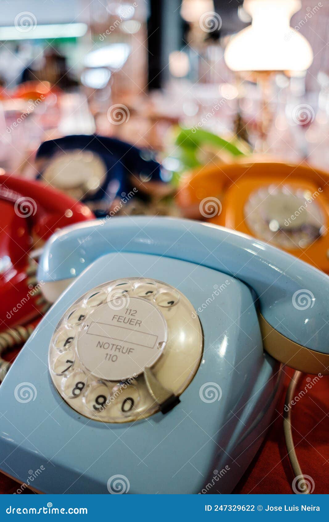 old analogic telephones