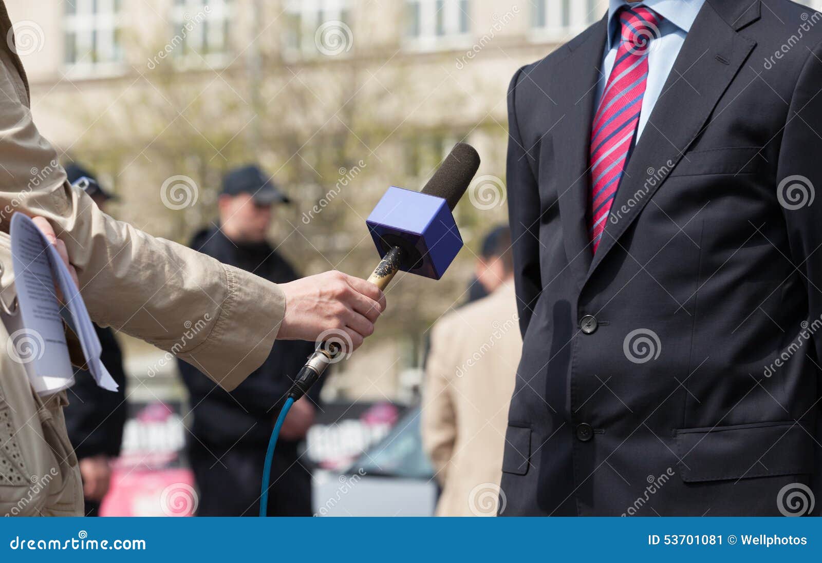 journalist making media interview