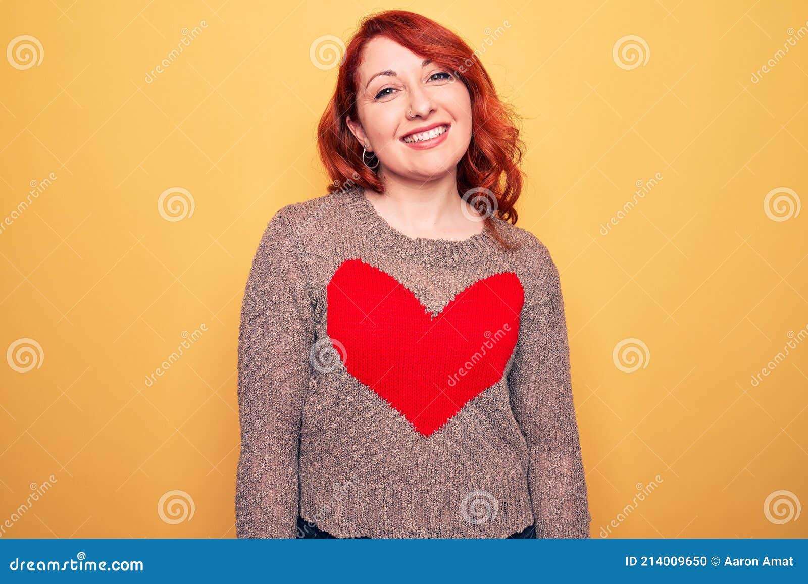 Mulheres trabalhando uniforme sorriso coração impressão dos