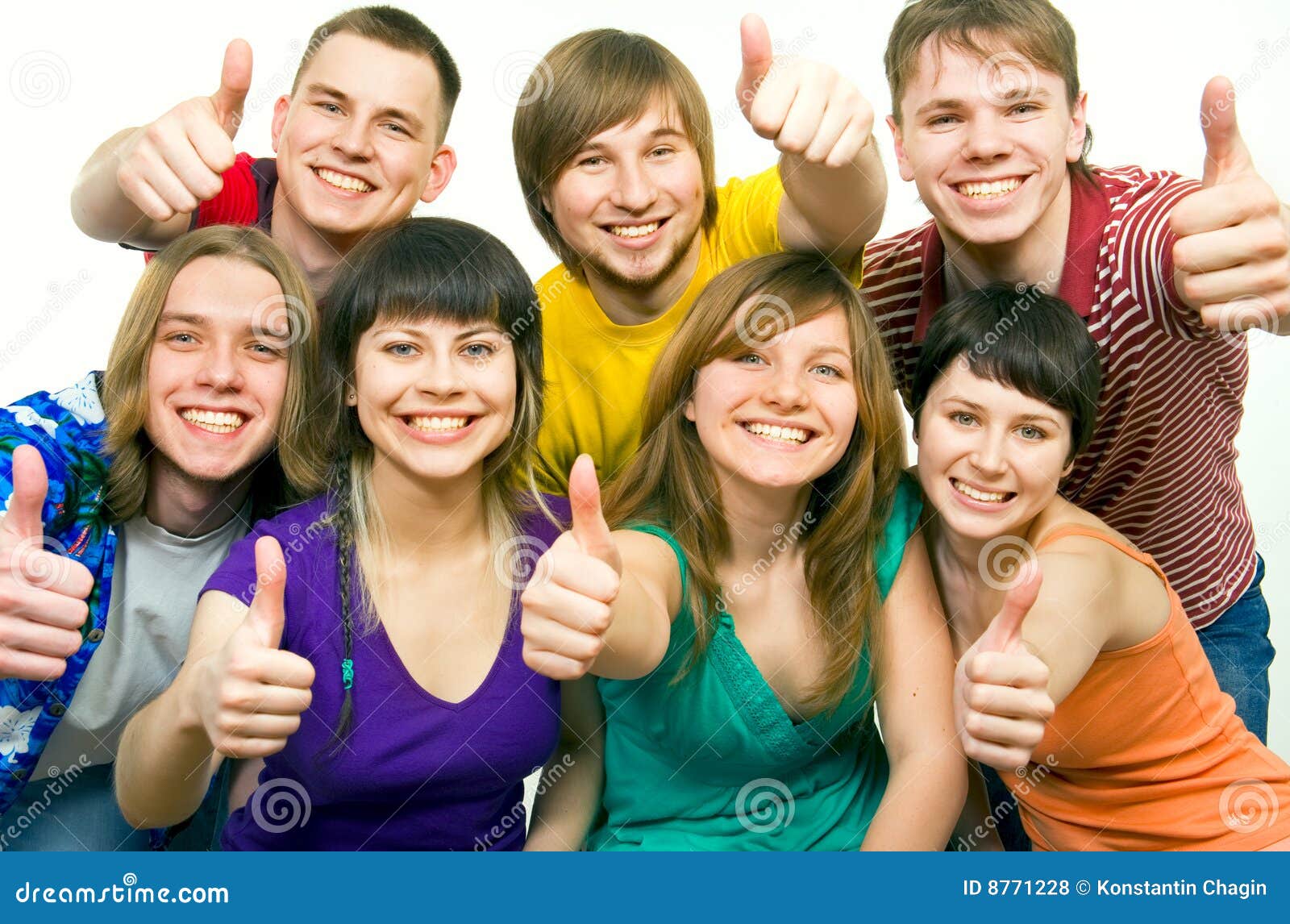 Jovens Felizes Foto De Stock Imagem De Felizes Jovens 8771228