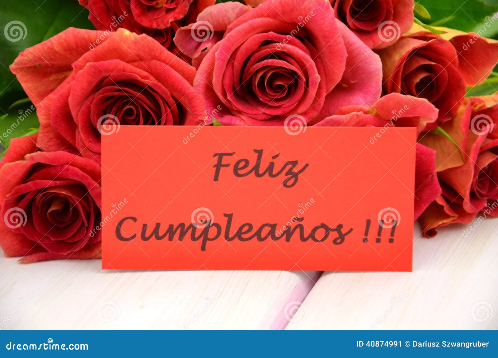 Joyeux Anniversaire Et Bouquet Des Roses Rouges Magnifiques Image Stock Image Du Rouges Anniversaire Joyeux Anniversaire Et Bouquet Des Roses Rouges Magnifiques Image Stock Image Du Rouges Anniversaire