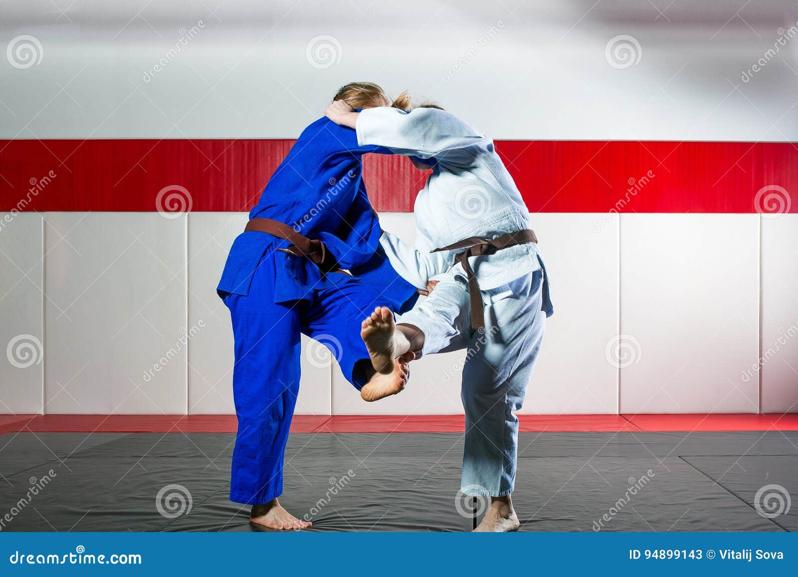 Judo on tatami stock image. Image of japanese, asian 94899143