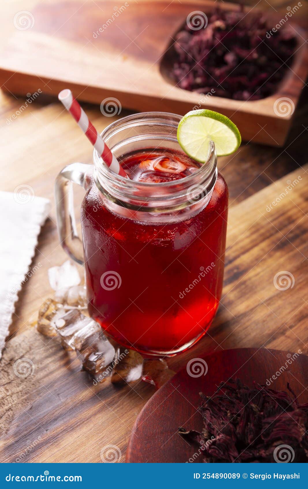 Jugo de flor de jamaica imagem de stock. Imagem de mexicano