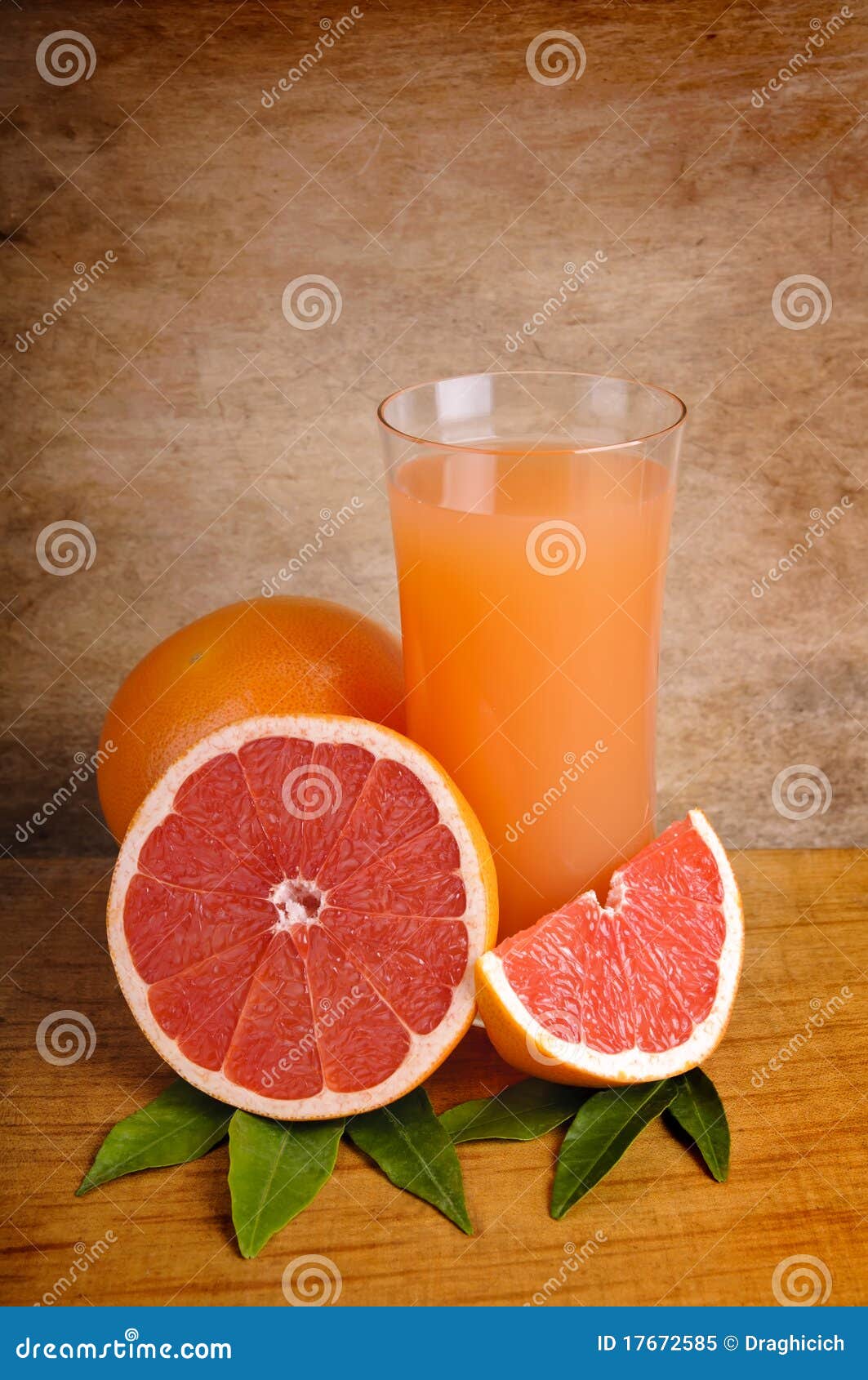 Jugo De Pomelo Rosado Fresco Imagen de archivo Imagen de refresco, fresco 17672585