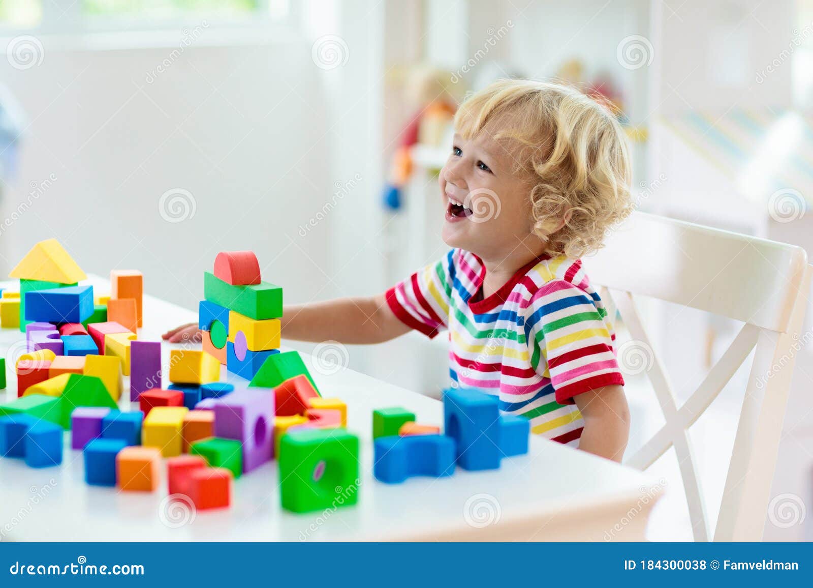 Juguetes De Bloques De Construcción Para Niños Coloridos Niñ Juguetes De Bloques De Construcción Para Niños Coloridos Niñ
