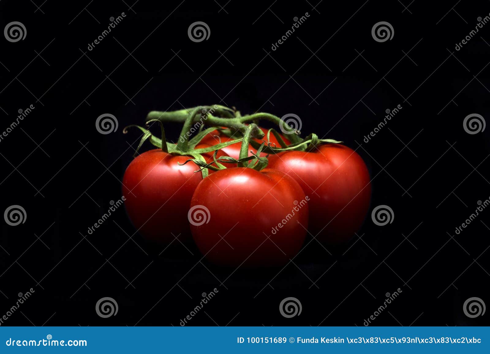 juicy fresh tomate