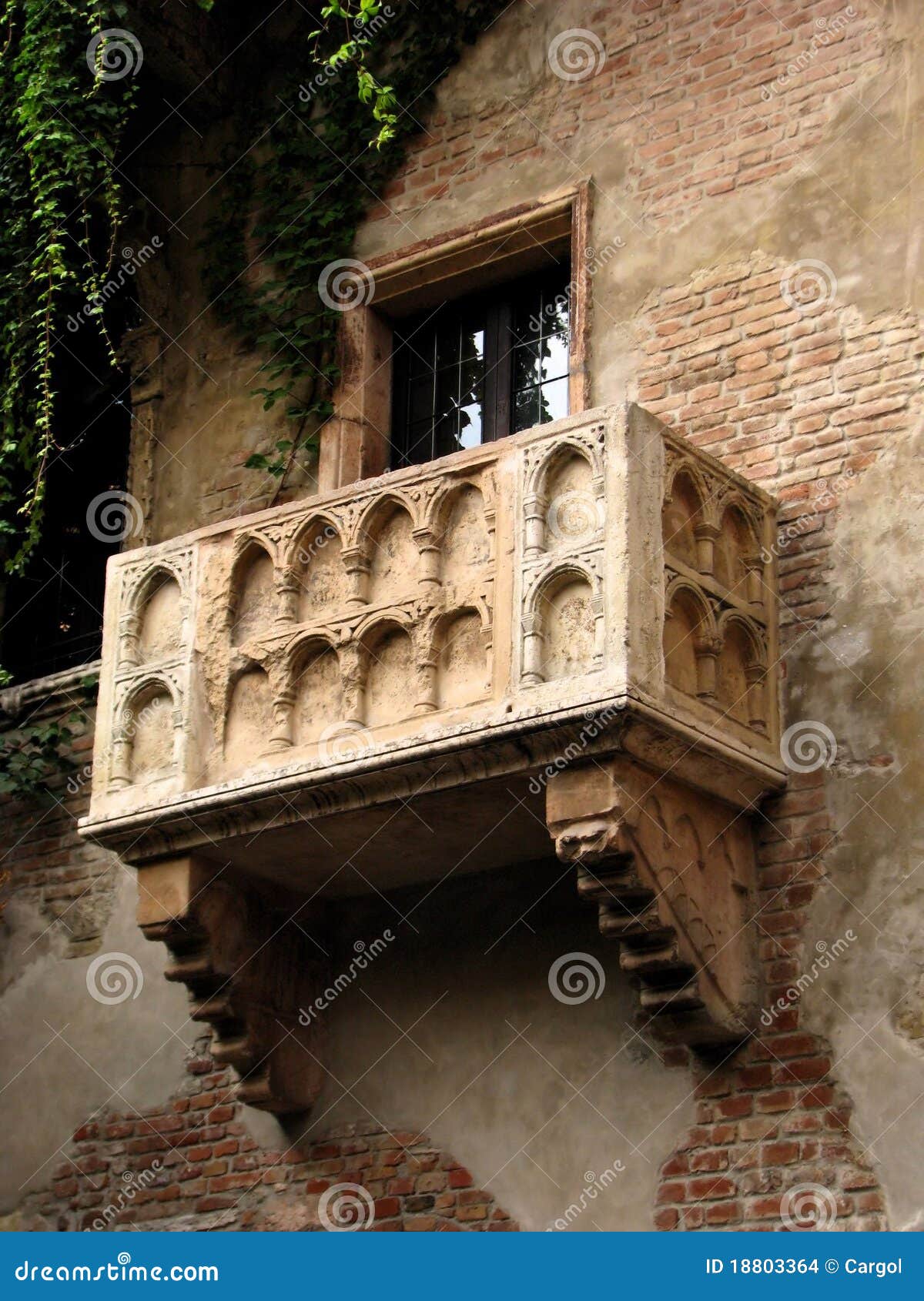 Juliet s balcony Verona. Exterior details of Romeo and Juliets balcony on side of historic house, Verona, Veneto, Italy.