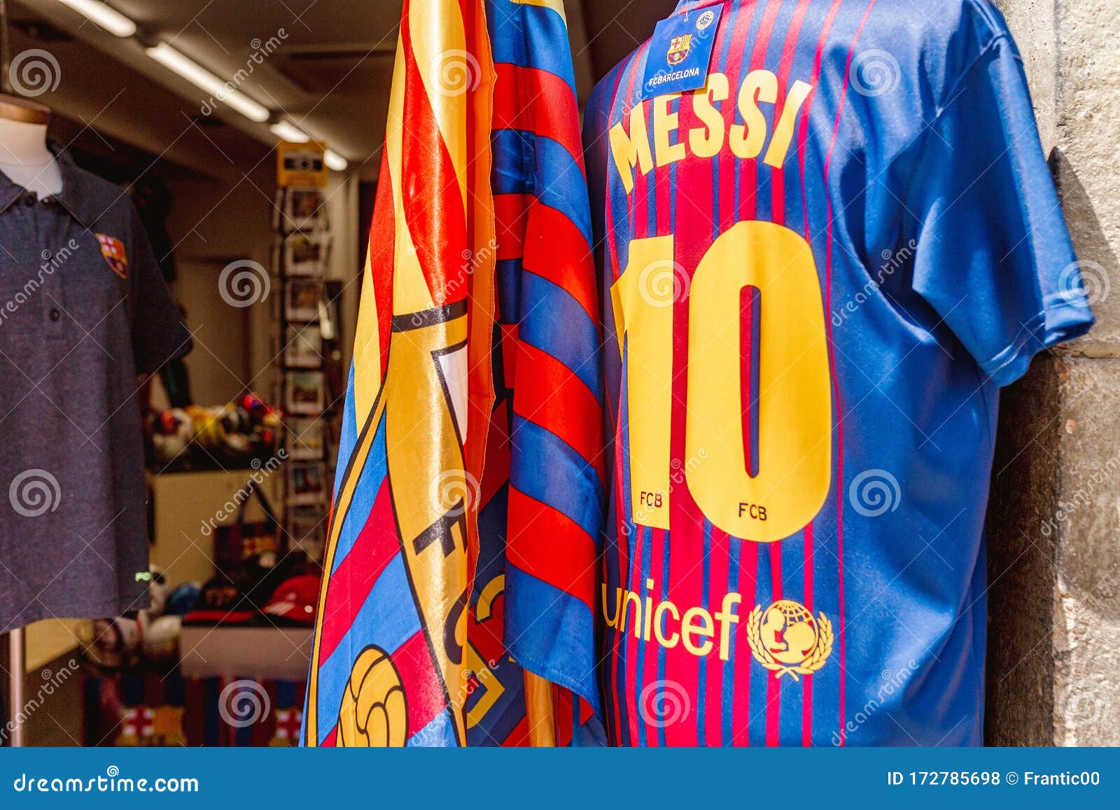 231 Lionel Messi Barcelona Shirt Stock Photos - Free & Royalty