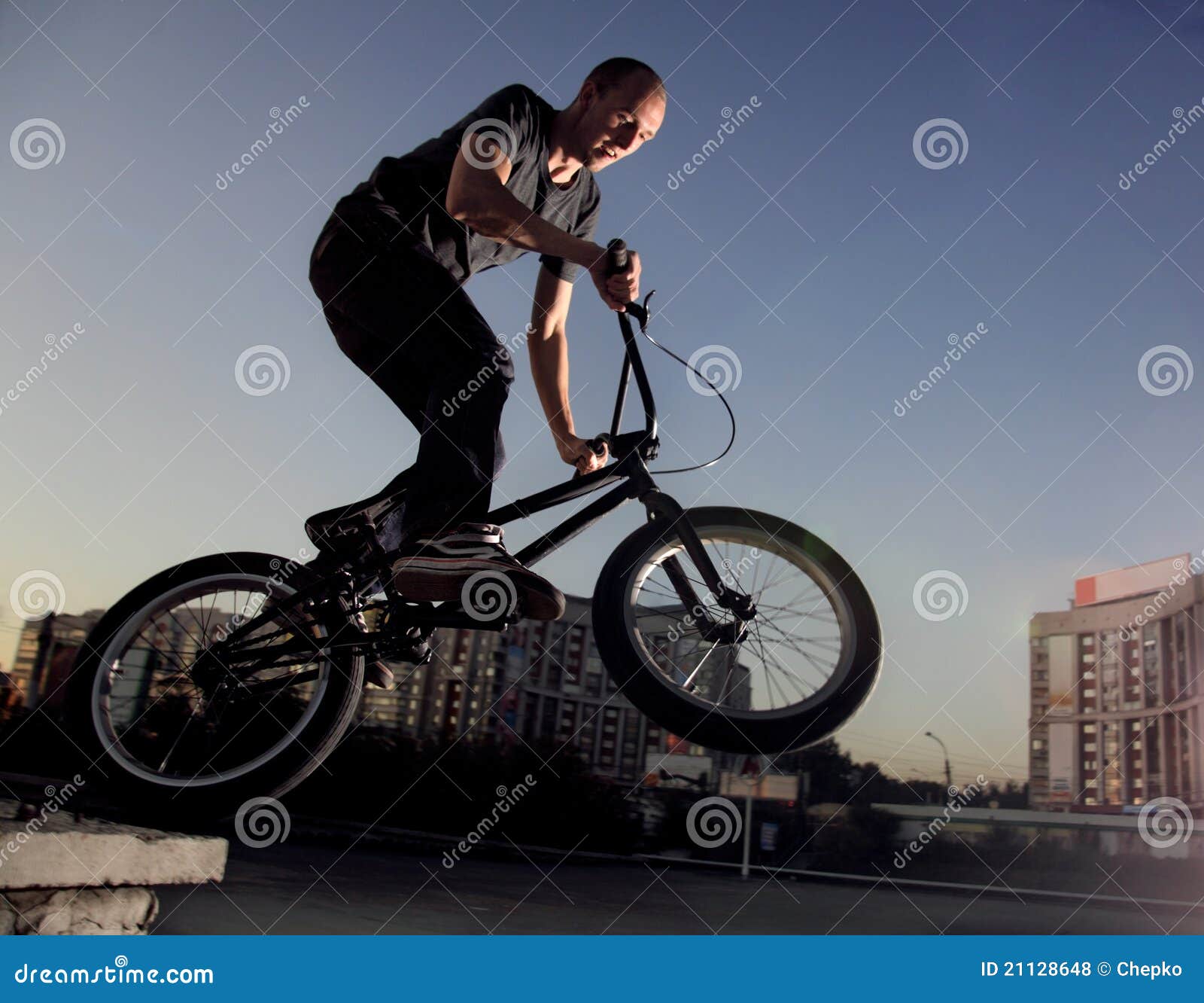 Jump on bmx bike stock photo. Image of lifestyles, jumping 21128648