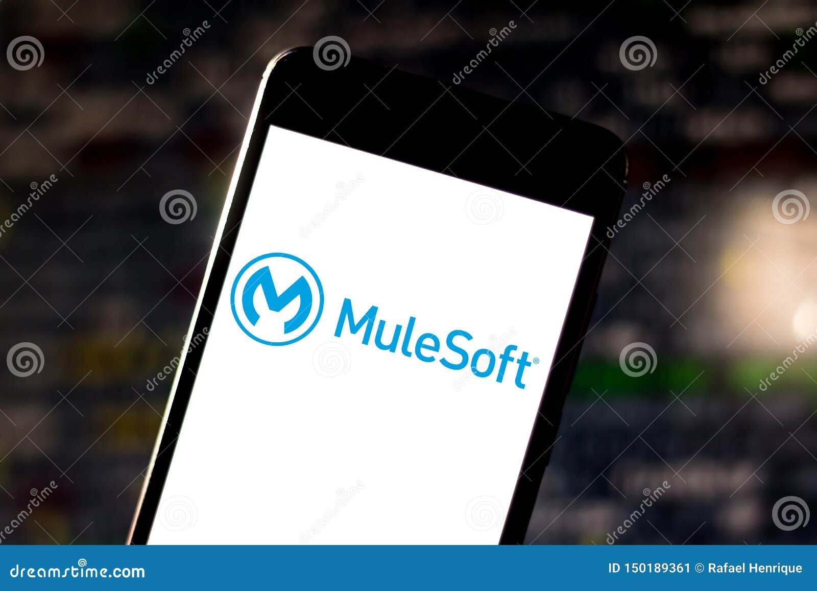 MuleSoft Explained in 1 Min | What is MuleSoft? | MuleSoft Uses #shorts |  MindMajix - YouTube
