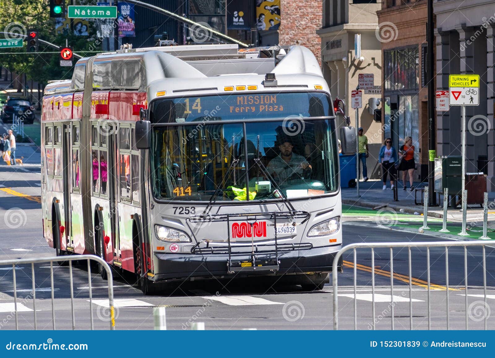 June 30, 2019 San Francisco / CA / USA - Muni Bus Travelling Towards ...