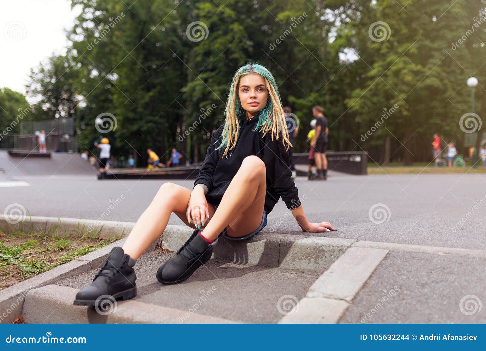 Auf Dem Gesicht Sitzen Auf Dem Gesicht Sitzen