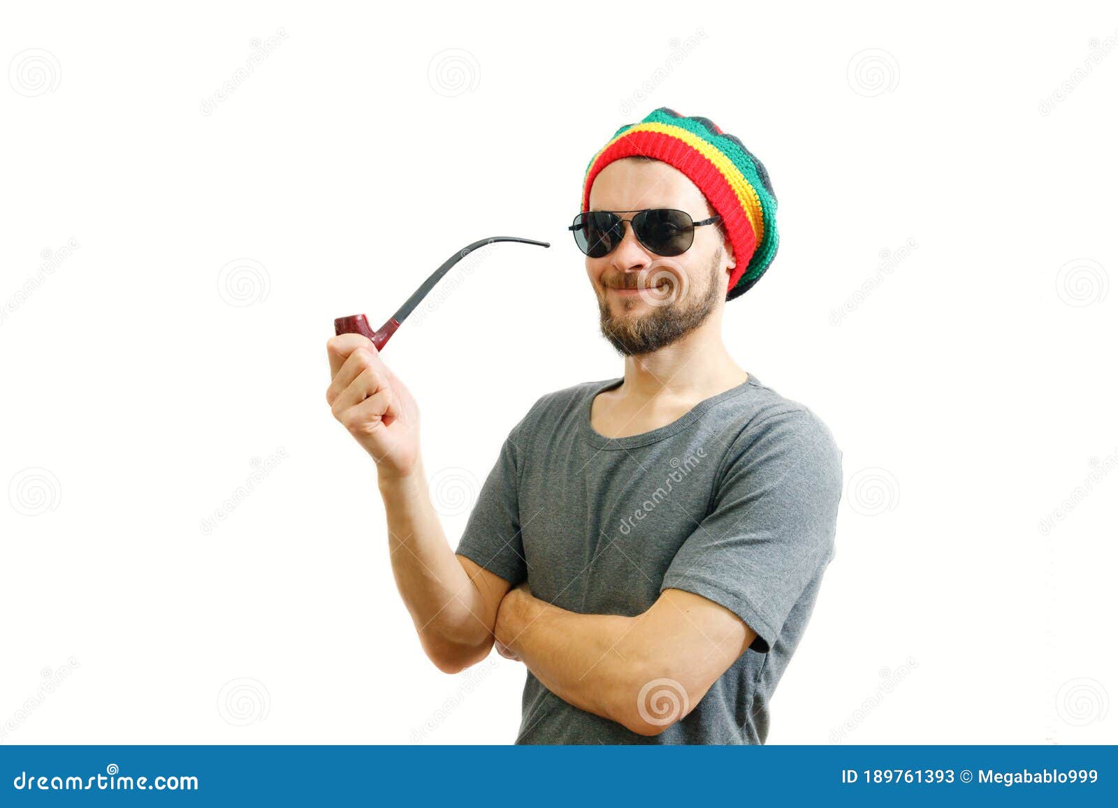 Schwarzer Rastamann hat Spaß mit seiner jungen weißen Geliebten Schwarzer Rastamann hat Spaß mit seiner jungen weißen Geliebten