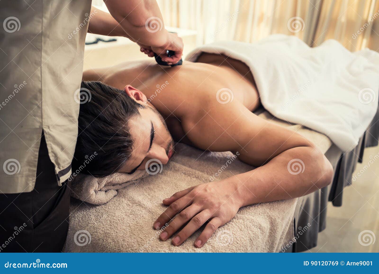 Model Bei Einer Heißen Massage