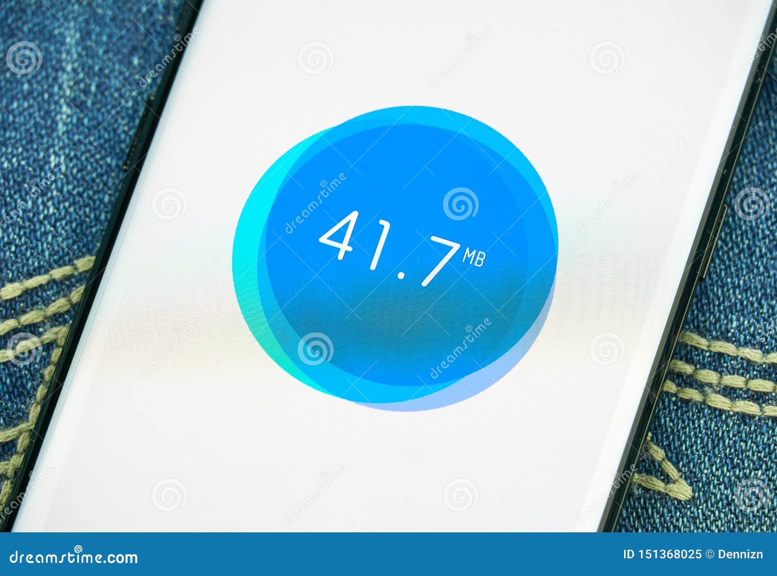 Junk Files Cleaner Mobile App On Samsung S8 Stock Image