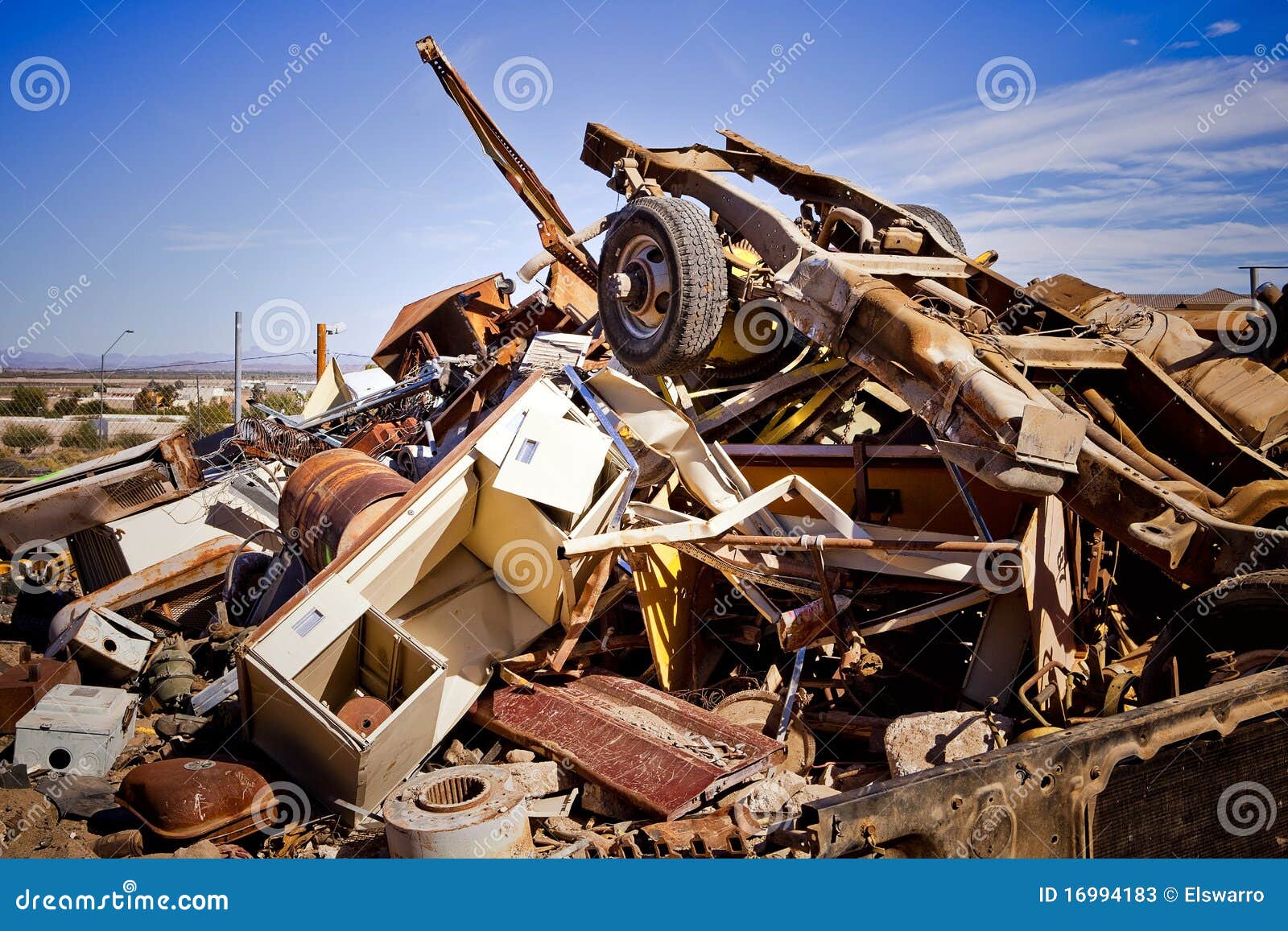 71,206 Junk Pile Stock Photos - Free & Royalty-Free Stock Photos from  Dreamstime