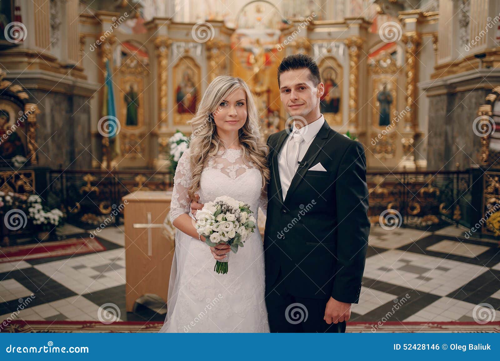 Juramento En Las Novias De La Iglesia Foto de archivo - Imagen de manera, novia: 52428146 Juramento En Las Novias De La Iglesia Foto de archivo - Imagen de manera, novia: 52428146