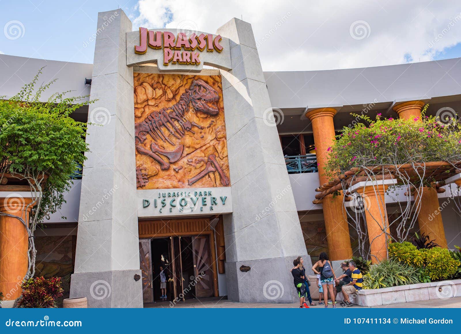 Jurassic Park Discovery Center At Universal Studios Editorial Stock Image Image Of Destination Incredible 107411134 - roblox id jurassic park theme