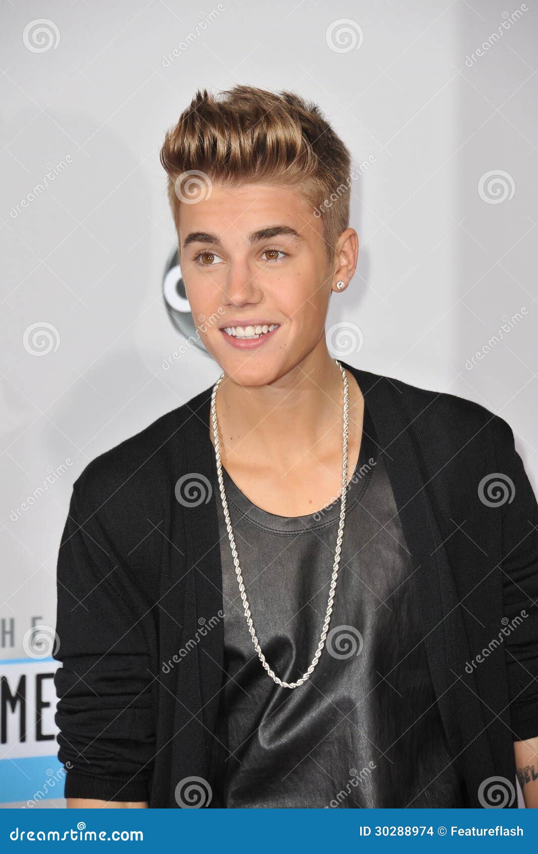 Benadrukken Ziek persoon medeklinker Justin Bieber redactionele stock afbeelding. Image of leef - 30288974