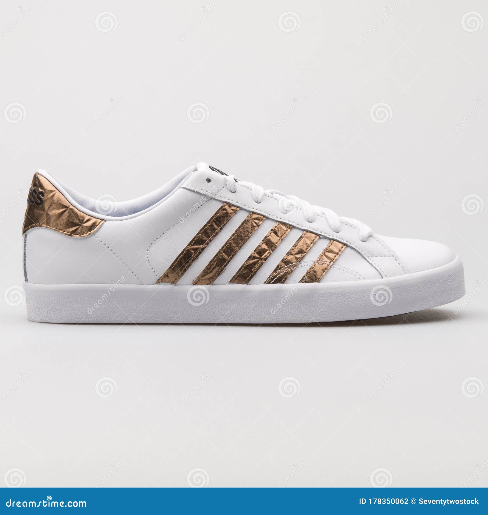 Kelder opgroeien Niet doen K-swiss Belmont so White and Gold Sneaker Editorial Photography - Image of  running, laces: 178350062