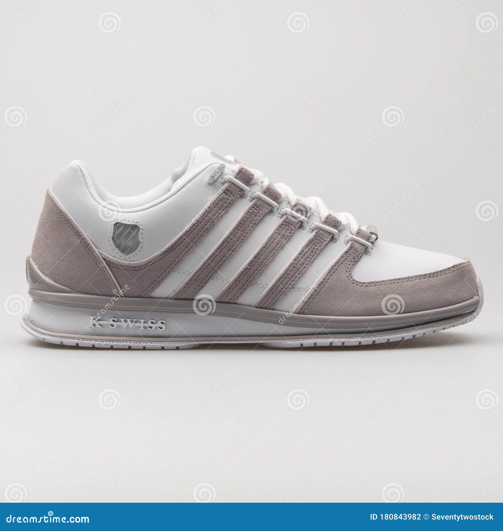 vod Vakantie kwaliteit K-Swiss Rinzler SP White and Grey Sneaker Editorial Photography - Image of  casual, back: 180843982