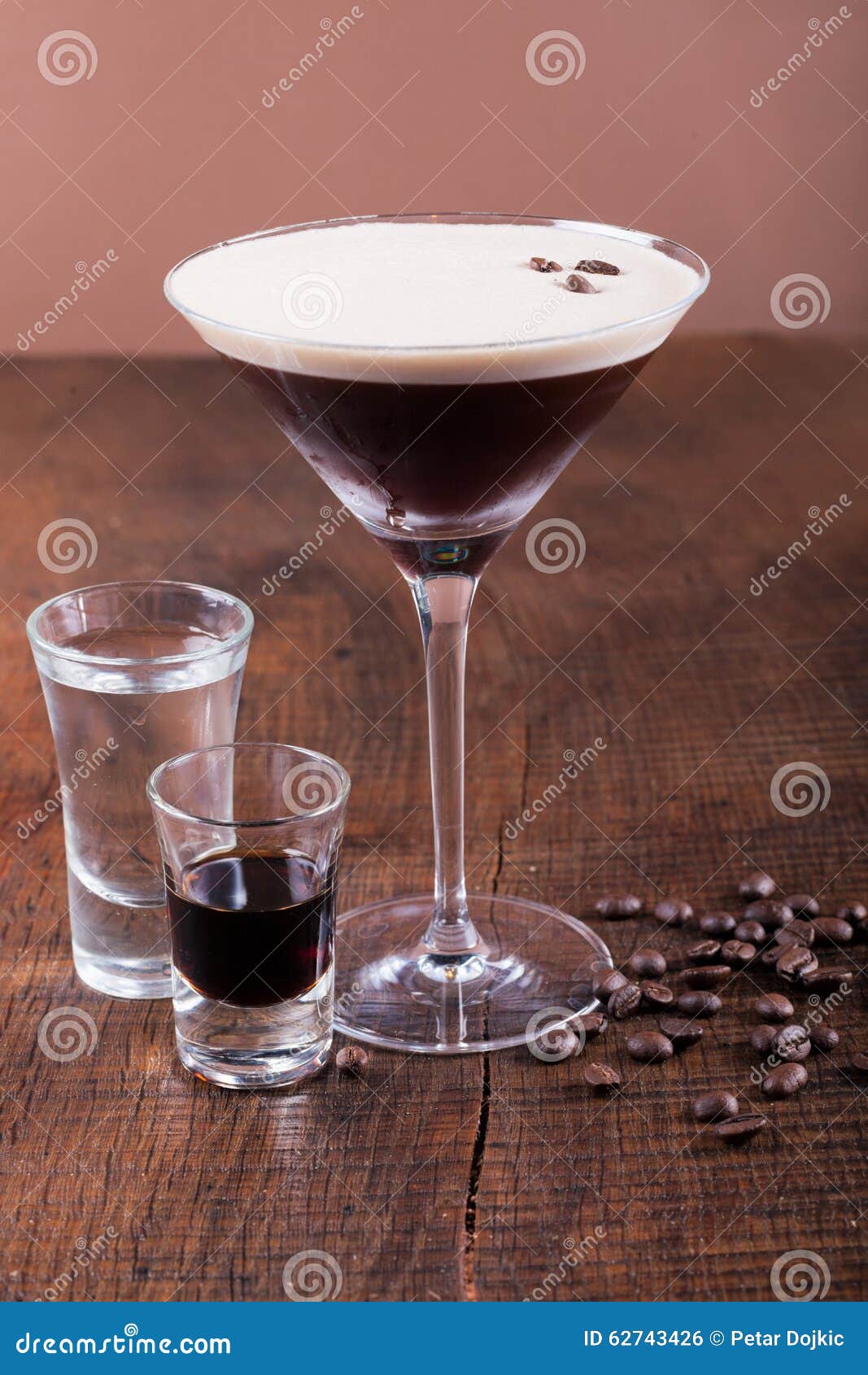 KaffeeMartiniCocktail stockfoto. Bild von elegant, nahaufnahme 62743426