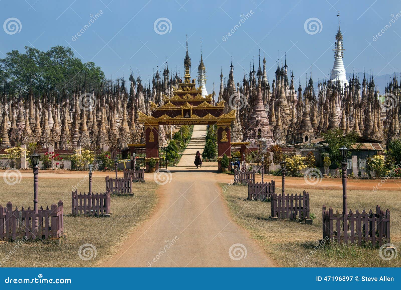 kakku temple complex - shan state - myanmar