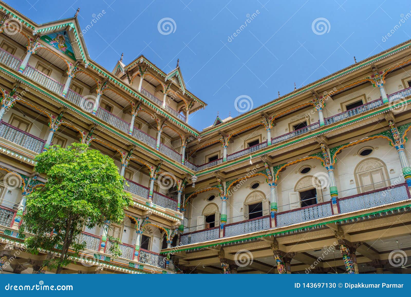 Kalupur Swaminarayan Temple Ahmedabad Stock Photo - Image of ahmedabad