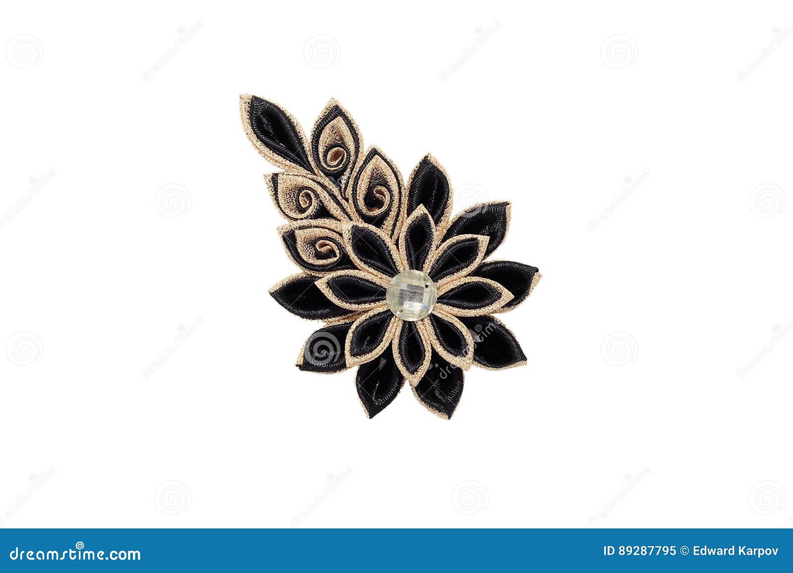 Kanzashi Flor Artificial Preta Dourada Bonita Com Brocado, Imagem de Stock  - Imagem de quadro, beleza: 89287795