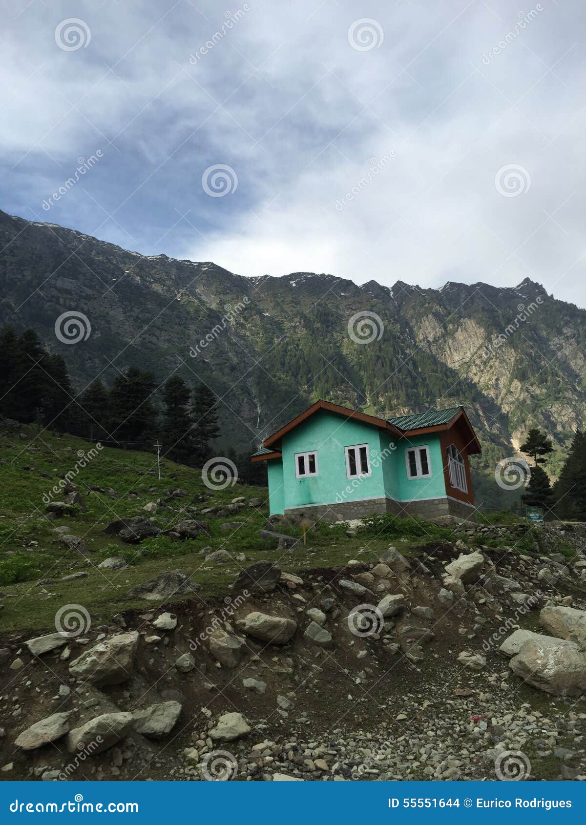Kashmiri house editorial stock image. Image of kashmiri 55551644