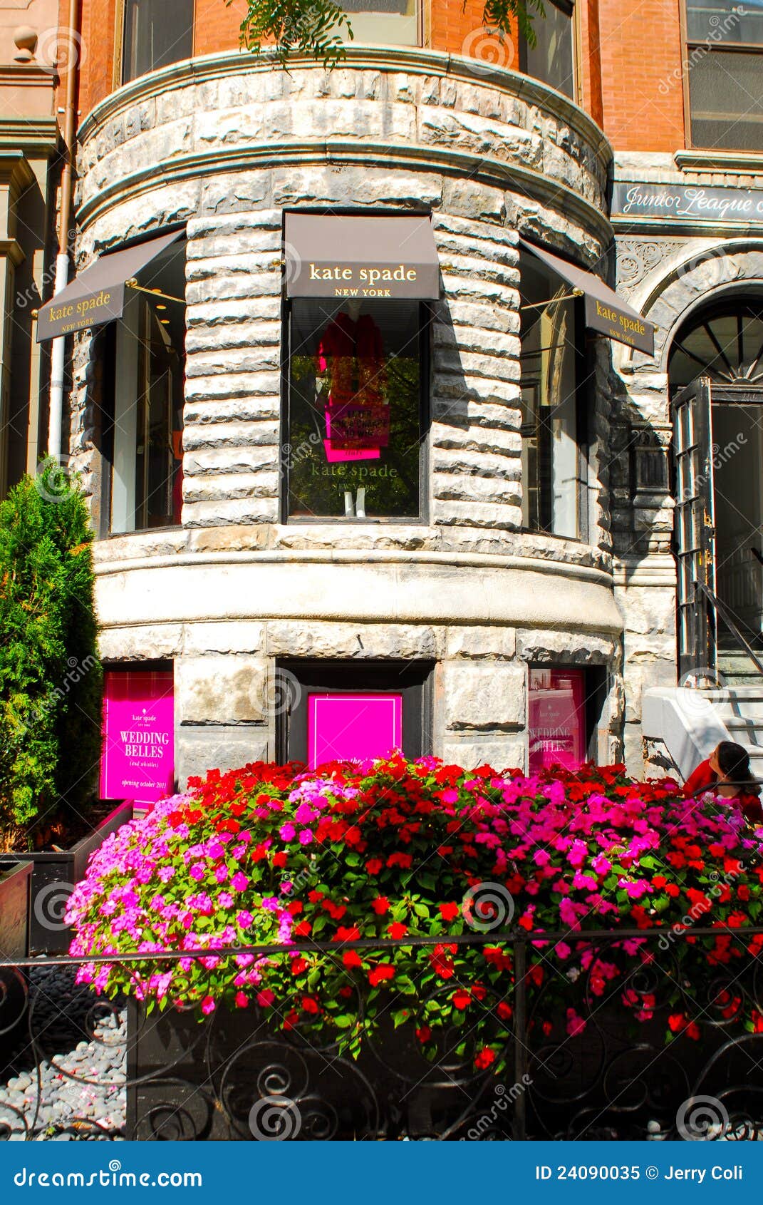 Kate Spade Store on Newbury Street, Boston, MA. Editorial Image - Image of  spade, fashion: 24090035