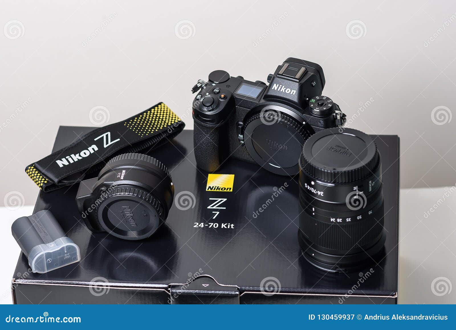  Nikon Z7 Full-Frame Mirrorless Interchangeable Lens