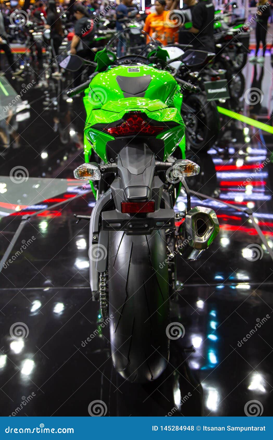 Kawasaki Ninja ZX10RR editorial stock photo. Image of motorcycle - 145284948