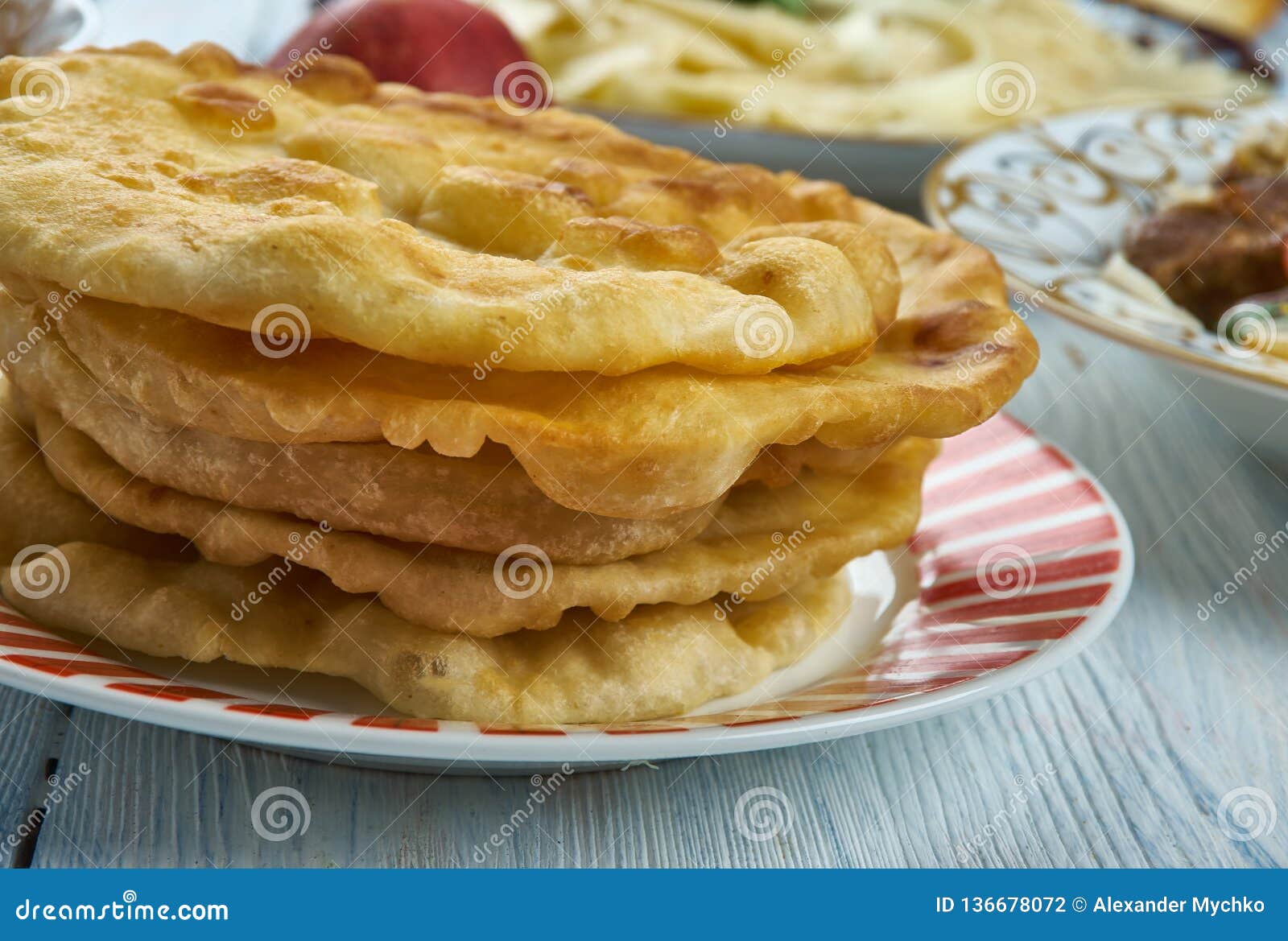 Блюда казахской кухни шелпек
