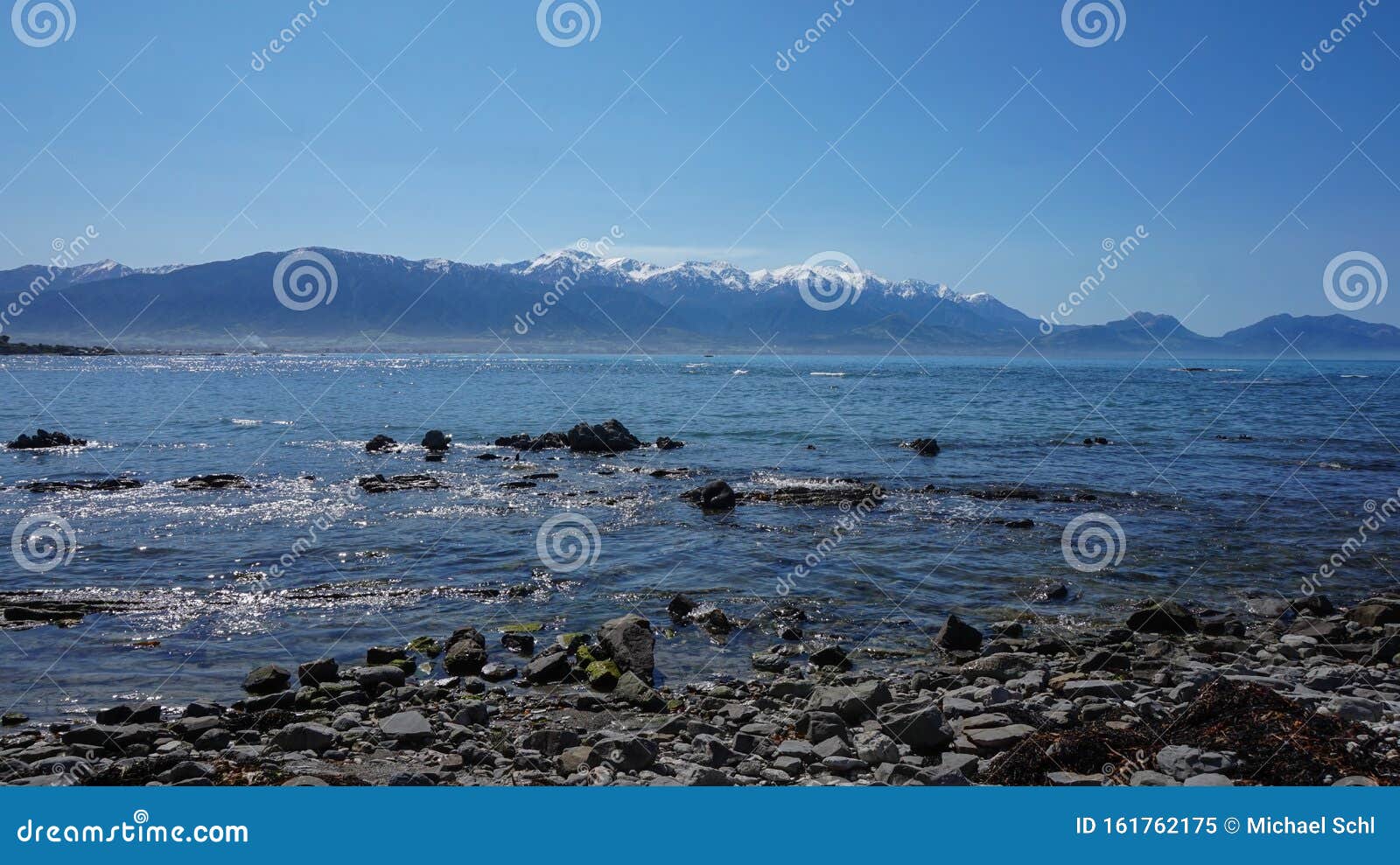 the kean viewpoint in kaikoura, new zealand lookout track