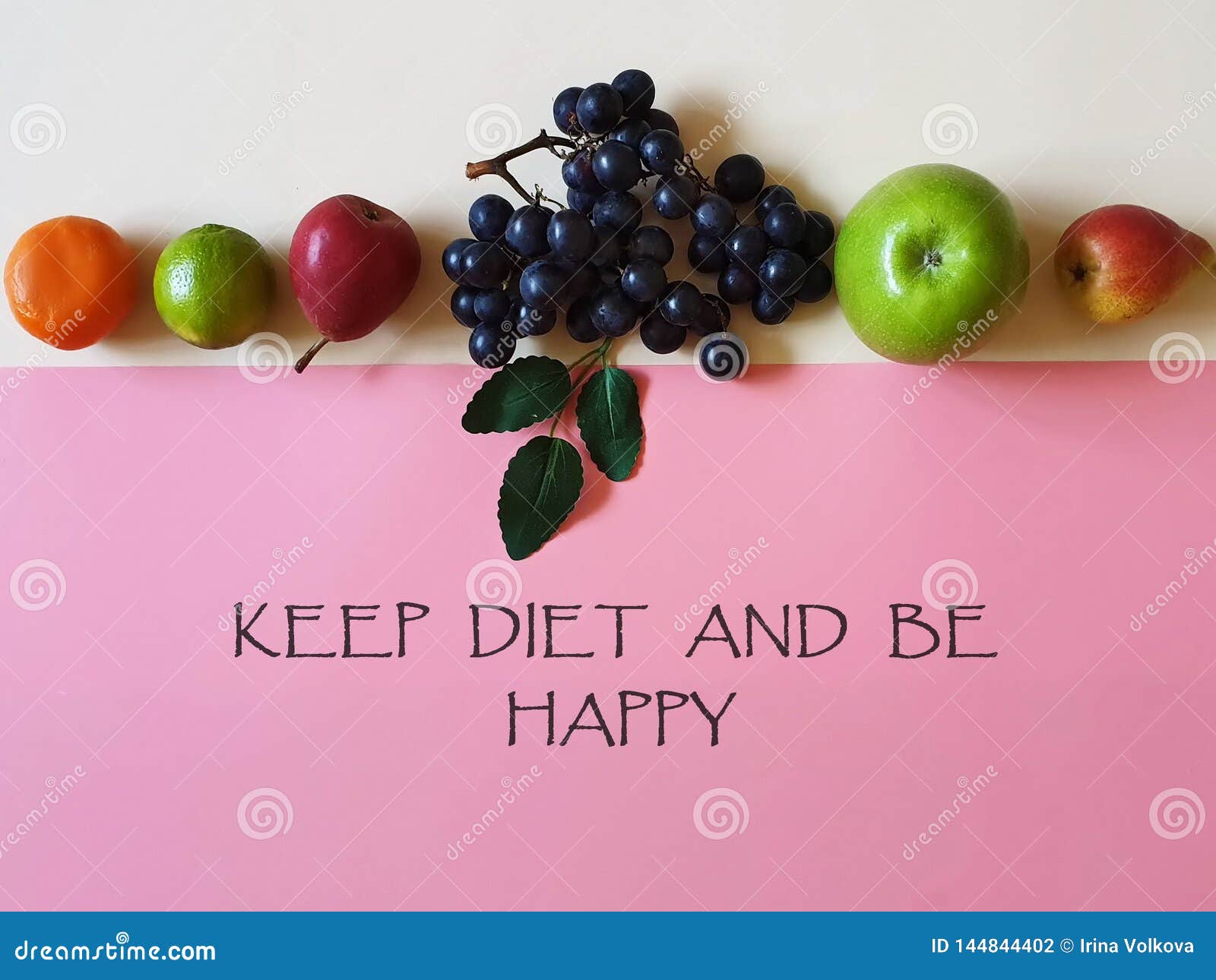 Keep a diet. Канапе яблоко+мандарин+груша.