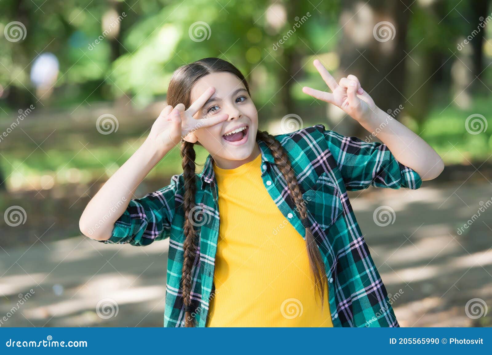 Keeping Cool. Cool Girl Show Peace Signs Natural Landscape. Summer  Vacation. Casual Fashion Style. Beauty Look Stock Photo - Image of nature,  outdoors: 205565990