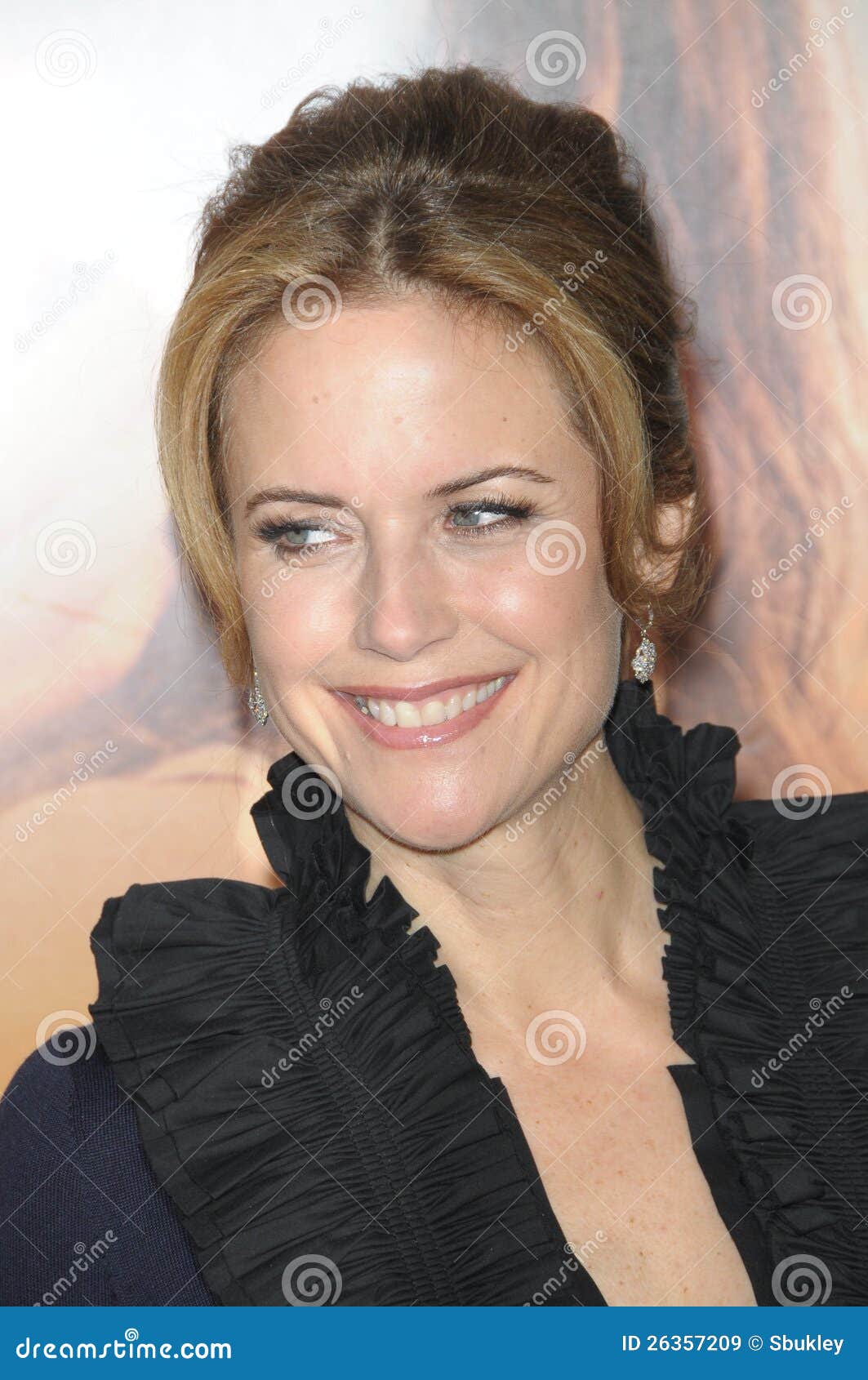 Kelly Preston image stock éditorial. Image du première 26357209