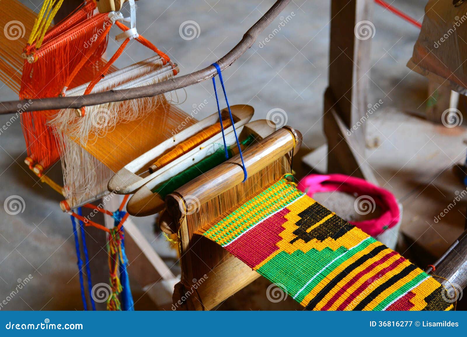 kente cloth weaving