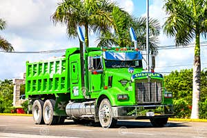 Kenworth T800 Editorial Image CartoonDealer 63030942
