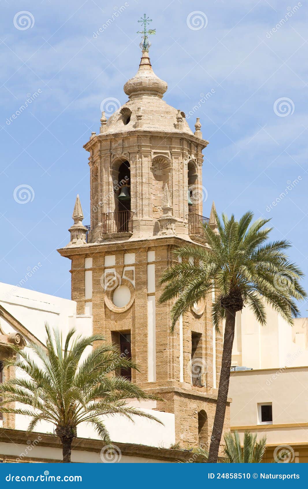 Kerk van Cadiz stock foto. Image of palm, apostel, apostolisch - 24858510