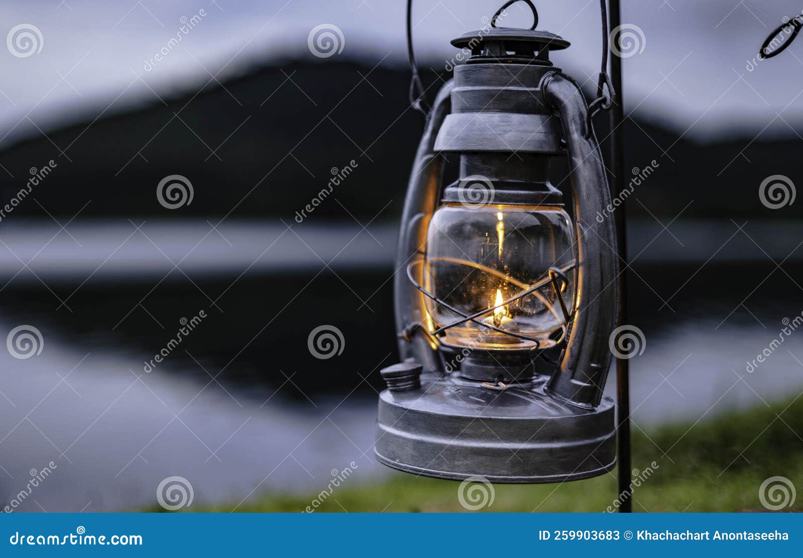 https://thumbs.dreamstime.com/z/kerosene-lamps-lit-next-to-fishing-rods-to-light-up-night-khao-chuk-dam-kerosene-lamps-lit-next-to-fishing-rods-to-259903683.jpg