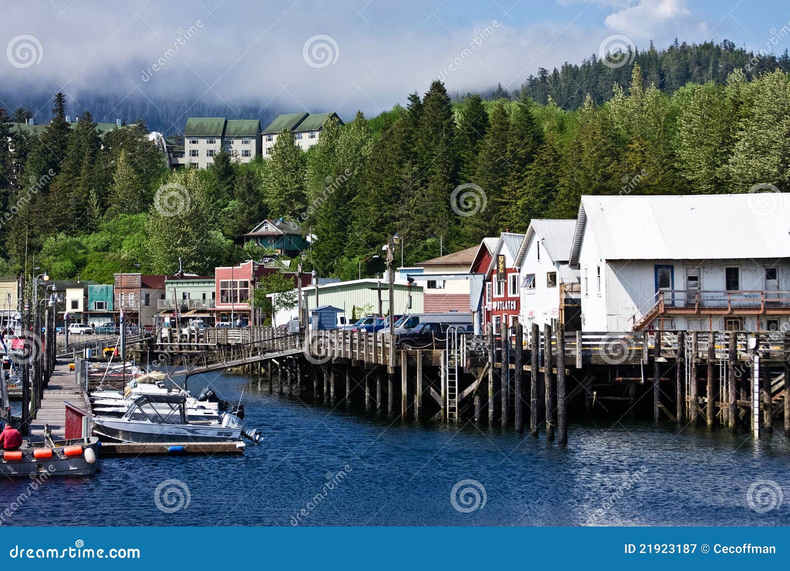 Ketchikan Harbor editorial photography. Image of tourism 21923187