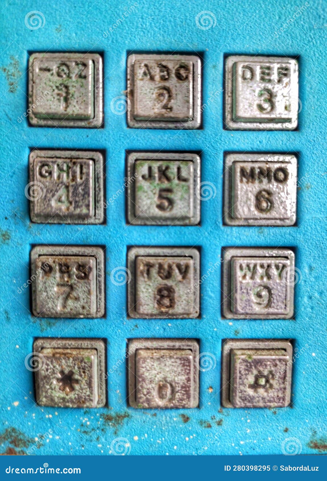 keyboard of an old telephone