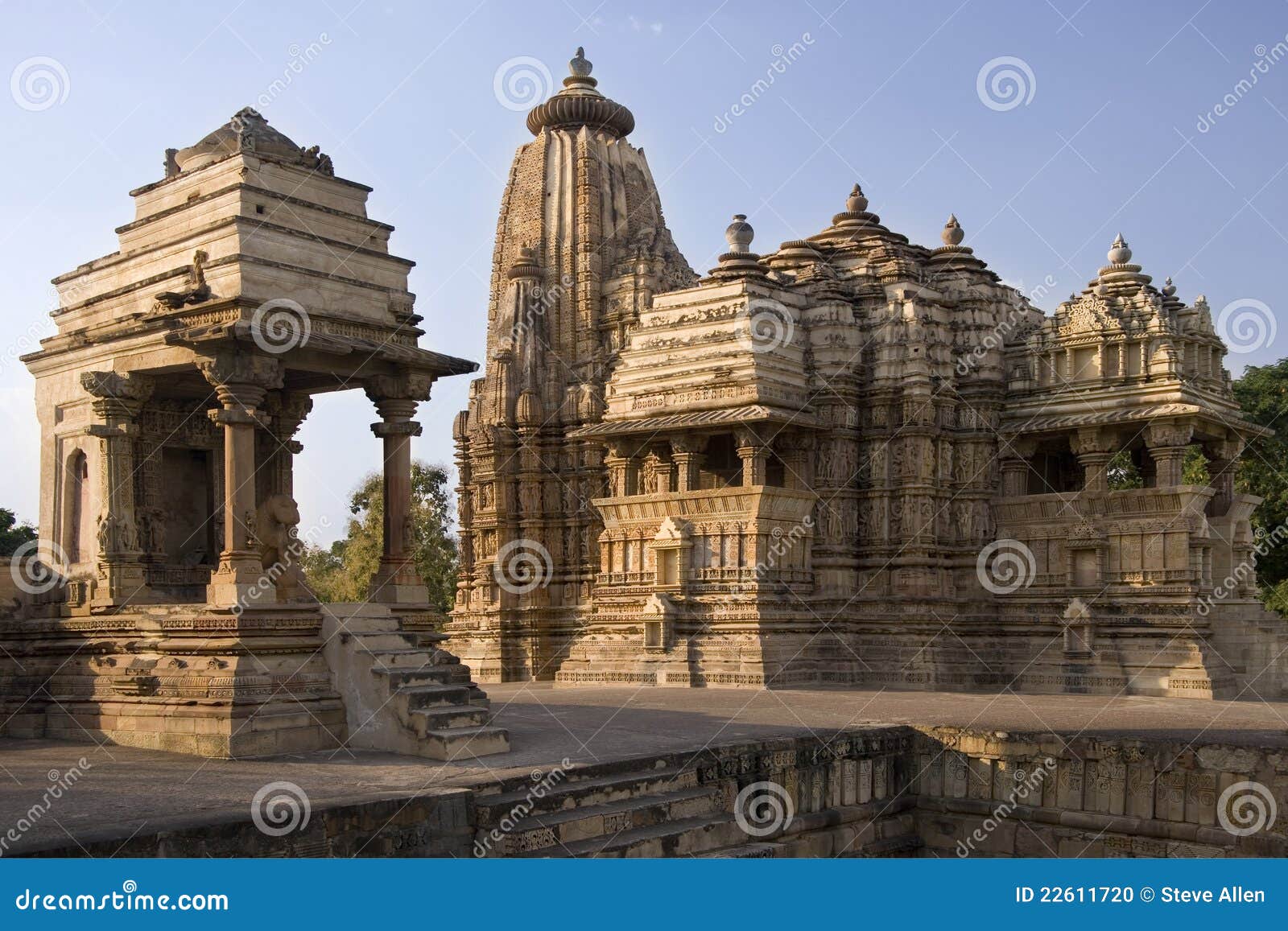 Vishwanath temple ; Khajuraho ; madhya pradesh ; india, Stock Photo, Picture And Rights Managed Image. Pic. DPA-NMK-49007 | agefotostock