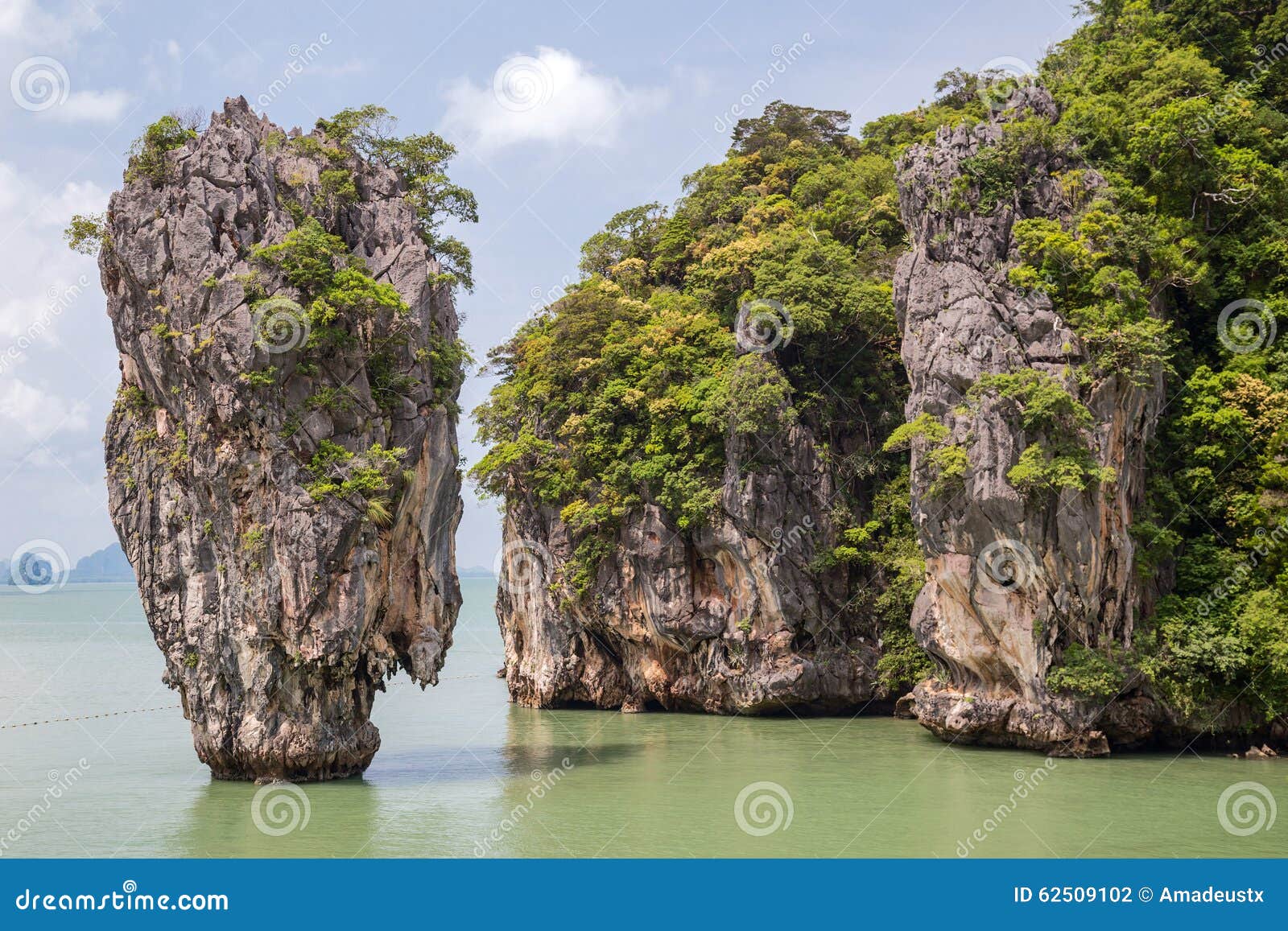Khao Tapu Rock at James Bond Island, Andaman Sea, Thailand Stock Photo ...