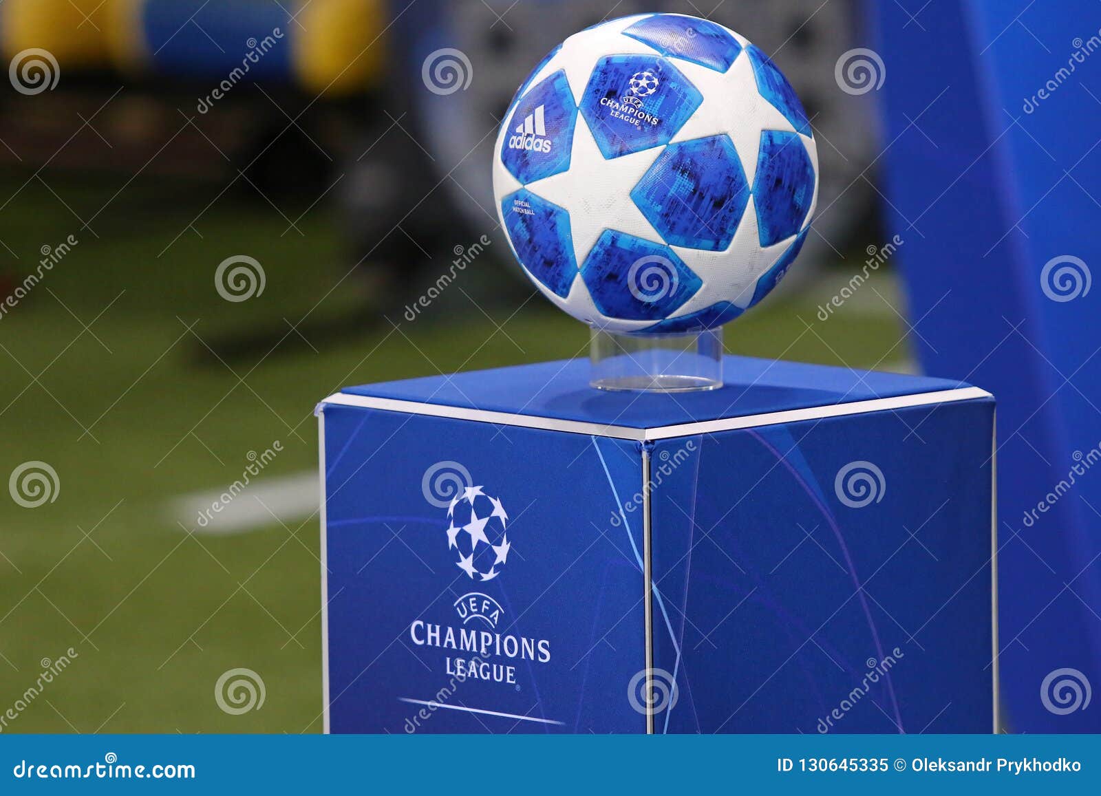 ADIDAS UEFA CHAMPIONS LEAGUE OFFICIAL MATCH BALL 2018-19