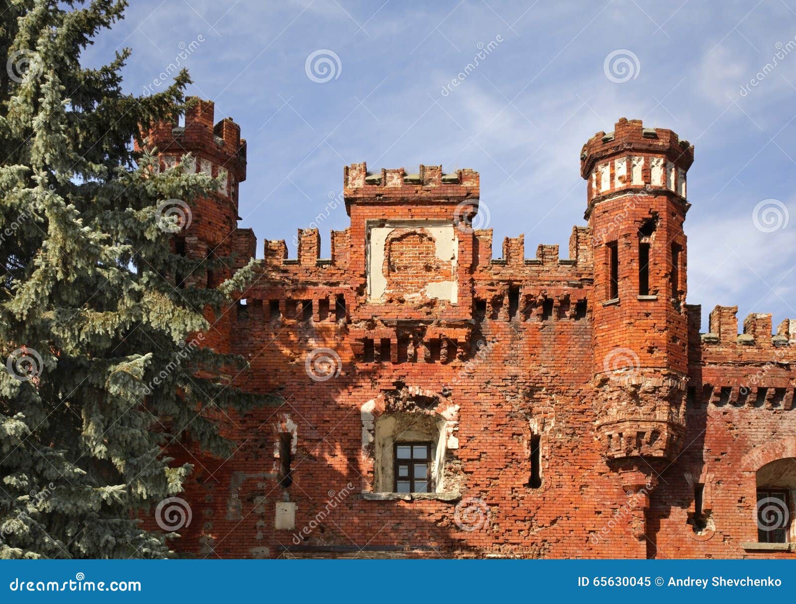 Kholm Gate of Brest Fortress at Morning, Belarus Stock Photo - Image of  fort, belarus: 56665420